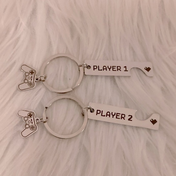 Player 1 and Player 2 Keychains - Picture 3 of 3